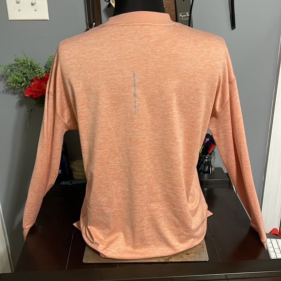 Nike Dri-fit Longsleeve - Picture 3 of 3